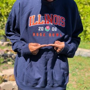 Champion navy blue sweatshirt